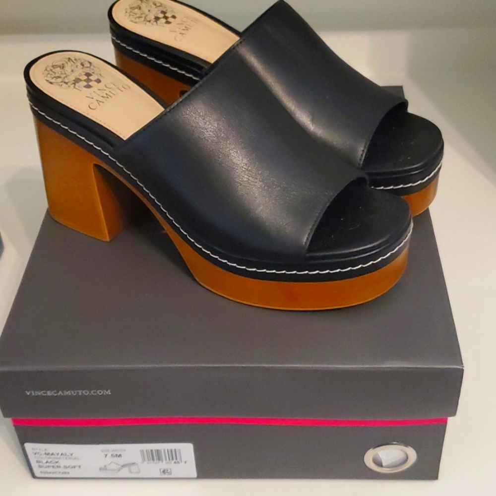 NIB Vince Camuto Platform Heels